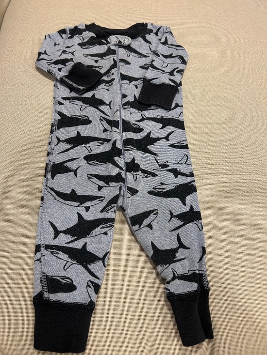 Hanna Andersson Other - Hanna Andersson Navy Blue Shark Sleeper 6 to 9 Months